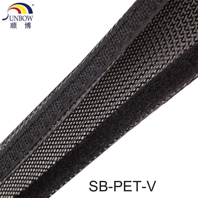 Expandable braided sleeving organizing a cable harness